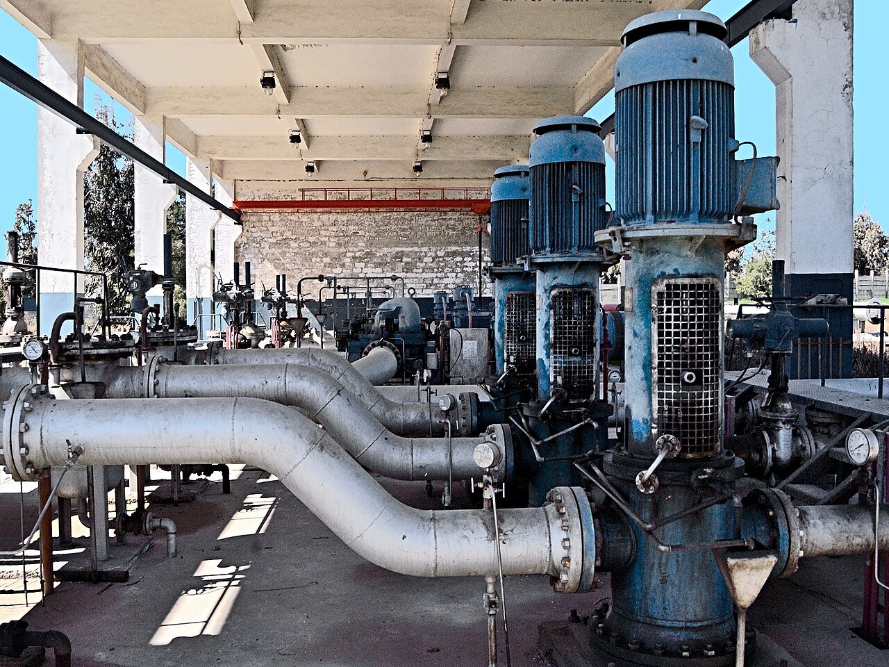 Product terminal and tank farm — tender scopes must define asset inventory, access conditions and defect types, not just labour rates